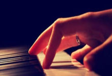 奥地利主场胜摩尔多瓦，小组第一位置稳固